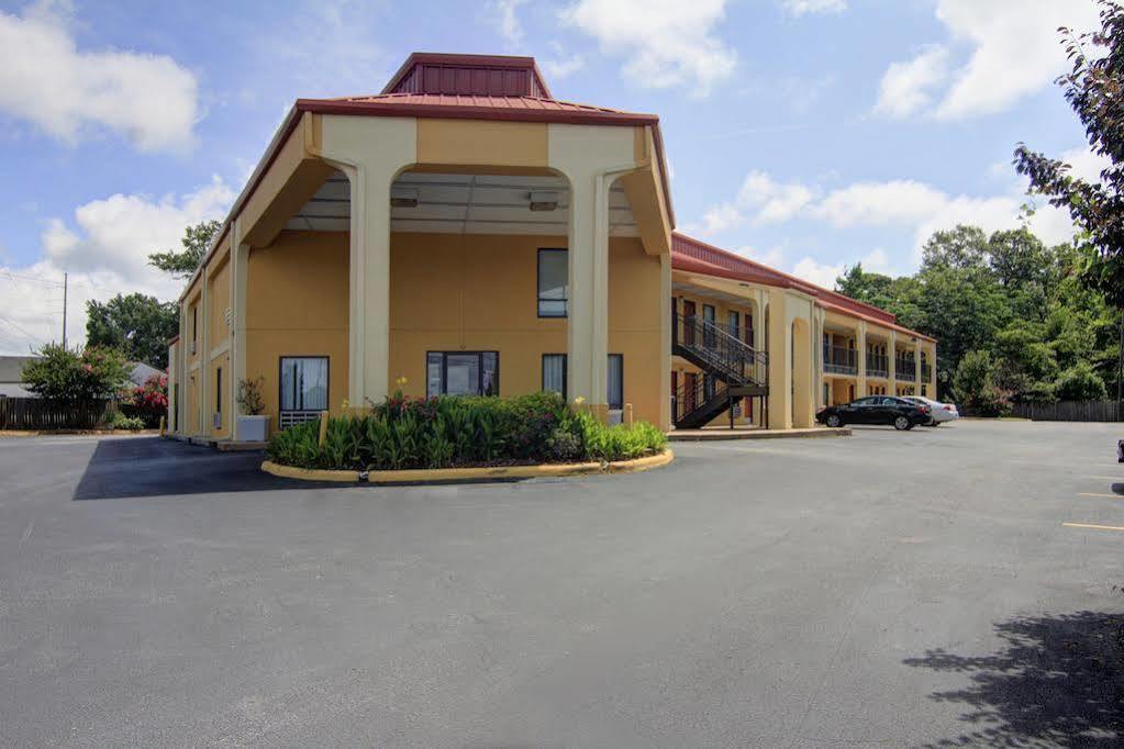 Auburn Lodge Near University Bagian luar foto